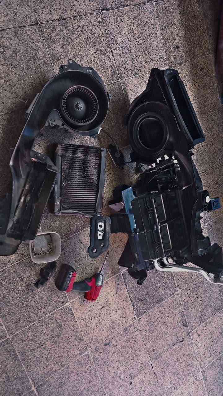 يتوفر *****

صيانة شاملة لمنضومة التبريد 🔧
فحص بأجهزة متطورة ⚙️
سونار كشف التسريب الفريز📸
غسل الفريز موقعي بدون فتح الدشبول وبدقة عالية ونضافة 100%
تبديل الولف بدون اخراج الغاز من المنضومة 🫧
شحن غاز حسب الشركة المقرره R134
شحن غاز ايطالي Master Snow 
اسعار مناسبة وجودة عالية ❄️

العنوان /الفحامة قرب الجزيرة السياحية /شارع الكبيسي مجاور سوكال لقطع الغيار الامريكي 
للاستفسار /***********واتساب او اتصال
