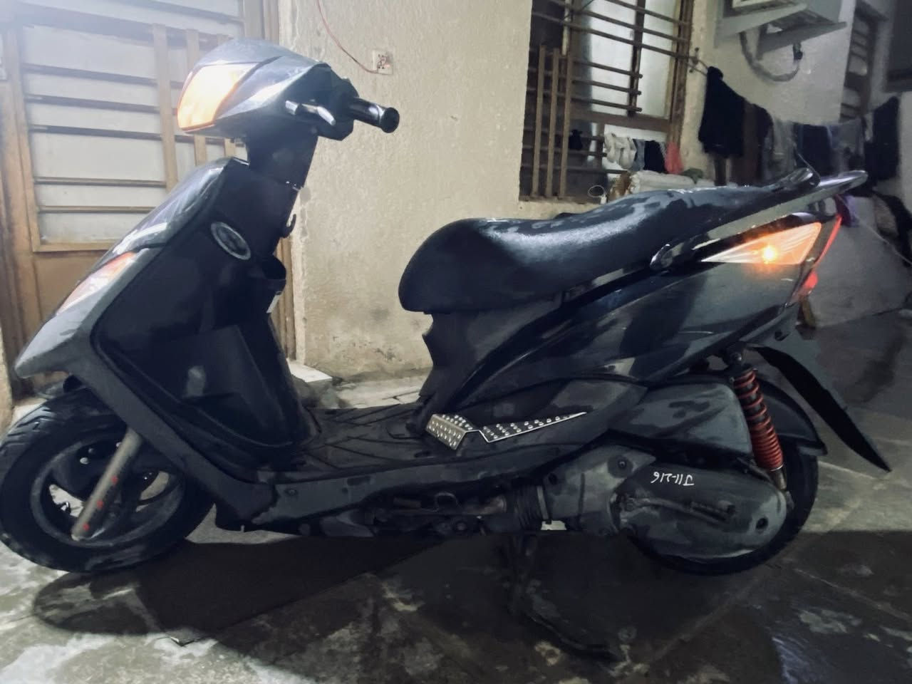 السلام عليكم دراجه ثعلب دراجه جديده و نضيفه صارلهه 5 اشهر من نازله من الرمبه دراجه برغي ممفتوح بيهه كافله عامه مكينه بلاديه ممفتوحه ما بيها اي نقص سعر 675 وبيها مجال بسيط مكاني بغداد الحريه ***********
