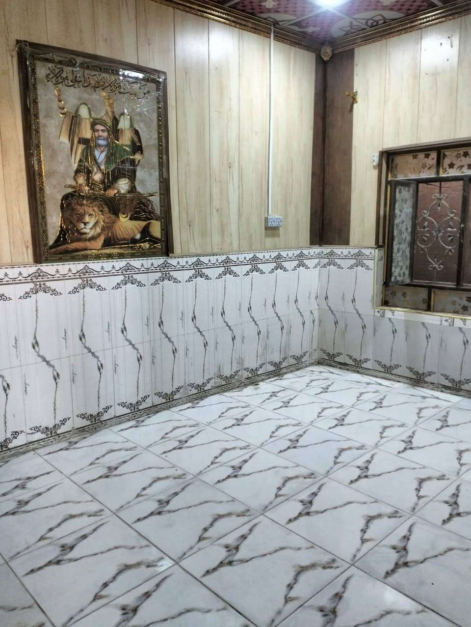 دار الايجار عنوان تنومه نهر حسن خطوه علي بن الحسين سعر 350
غرف منام صاله مطبخ صحيات طارمه دوانيه ***********
