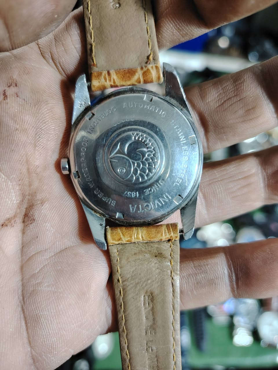 انفكتا سويسري فنتج
اتوماتيك
٤١ حجر
القطر ٣٣
للحجز والاستفسار راسل الخاص او دز الصورة الى رقم واتساب
***********
