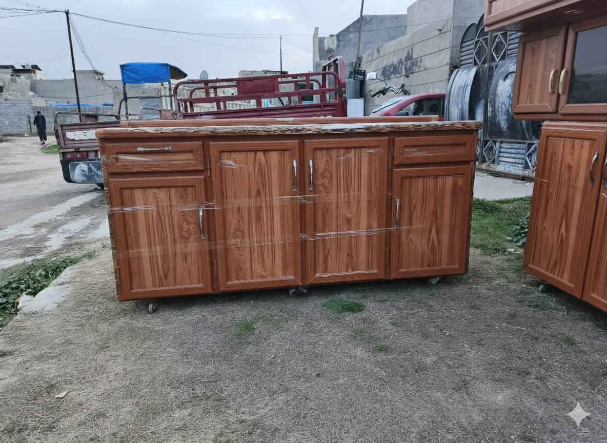 كاونتر 3 مترات لووك نضييف سنك متر ونص الشراي يتصل ***********
