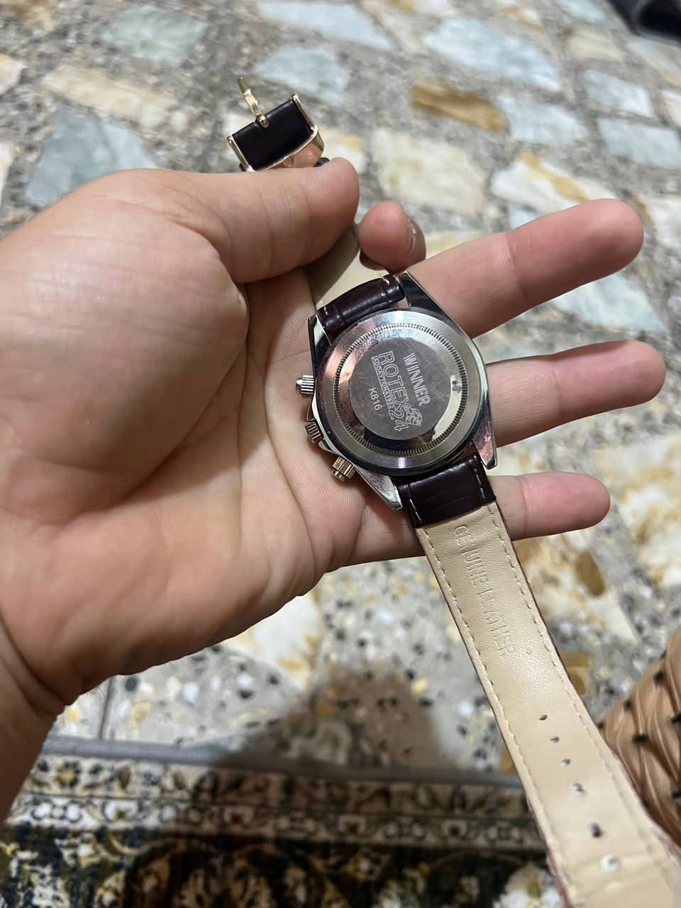 حط سعر عل قطعه لتعجبك وبل عافيه


**إذا كنت صاحب هذا الإعلان وتريد حذفه لأي سبب، رجاءا أرسل رسالة إلى الدعم الفني**