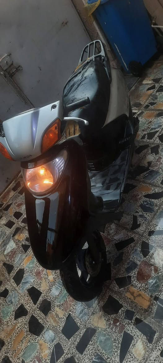 سلام عليكم سبيزي محرك مامفتوح فقط الجنطه عاطله ب ٤٠٠ مكان الحريه


**إذا كنت صاحب هذا الإعلان وتريد حذفه لأي سبب، رجاءا أرسل رسالة إلى الدعم الفني**
