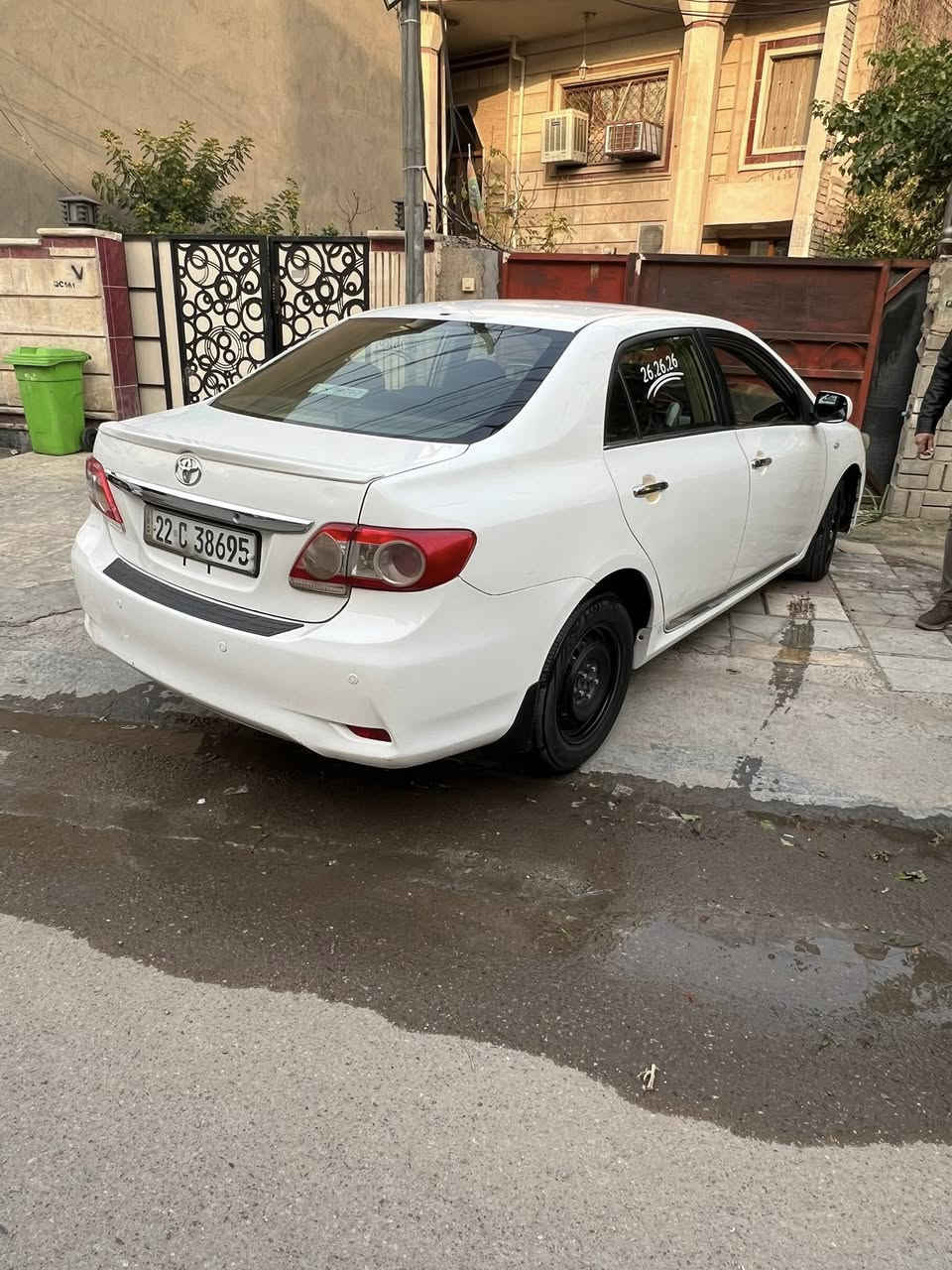 كورلا خليجي موديل 2013 مكينة 1800 باسمي تحويل ثاني يوم السيارة جاهزة من جميع النواحي
كير محرك حماوة كلهن كفاله بيها جاملغ خلفي مصبوغ اثر شخط وبارد شبر بل جاملع الامامي مال سايق تغليف ارضية جلد دوشمه كشنات داخلها جديد شاشة كامرة تبريد ثلج وبعز الظهر انسى الحماوة والفصلة السيارة حلوة ومال جناي 
سعرها 130 وبيها مجال   مكاني بغداد صليخ مكلف بل نشر هذة رقم صاحبها
‭0772 269 1457‬
