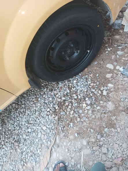 السلام عليكم///فورنزه موديل 8 للبيع كير ومكينه شرط رقم ديالى كهربائيات كلها شغاله تبريد ثلج سنويه لل28 مكينه 2000 قبل شهر ديتها حادثة جاملوغ الخلفي بدون دواخل السعر 50 وبيها مجال ///***********
