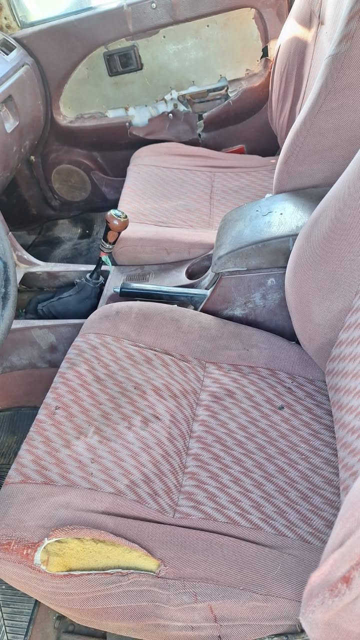 السلام عليكم 
بيكم دير ٢٠٠٧ 
مكينه كير مكفولات 
شاصي سليم 
شغاله وخير من الله 
مكاني واسط قضاء الحي 
***********
