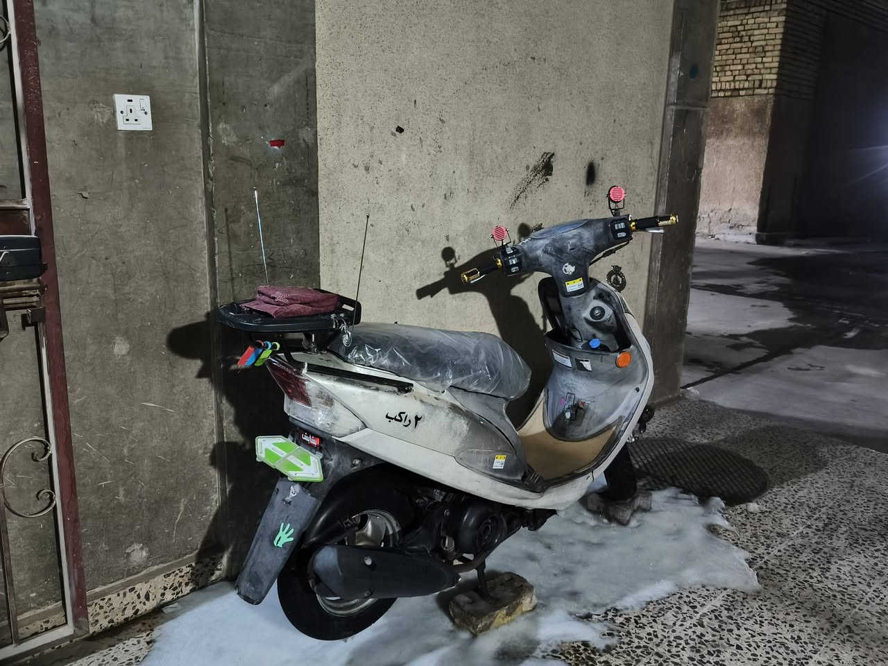 السلام عليكم
ماكس منغولي للبيع مكفوله 
مكينه ما مفتوحه ختم واحد كفرات ومكينه
سلف وكابريتر تجاري اصلي تايواني
وسلف لبلادي موجود 
تخمين كفرات بلاديات سمائي وتجاري رصاصي
مكاني بغداد الجديدة  (  *********** )
