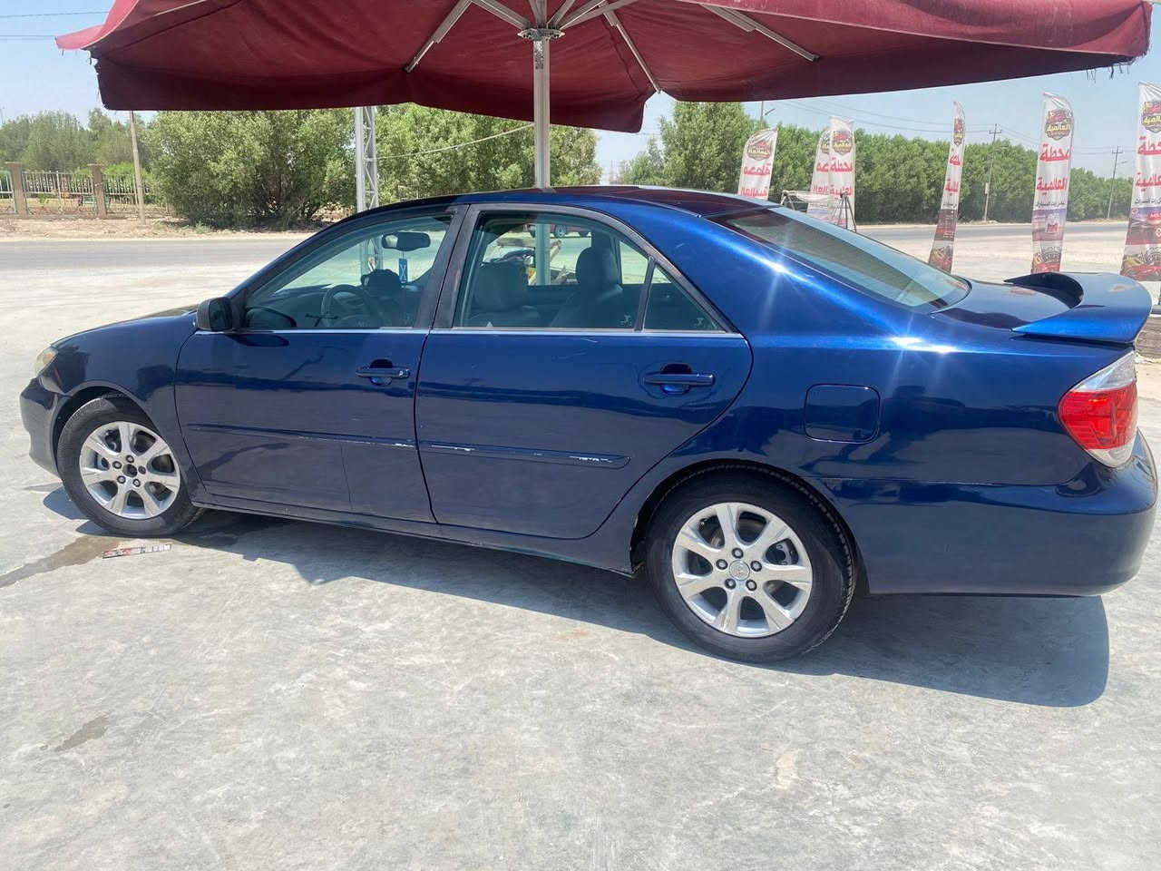 سلام عليكم
كامري موديل 2005 xle V6
 فتحة جلد صاج سايد بريك جوة الحديث
بردة بلادية ويل كب بلادي تاير باتري جديد
تبريد ثلج تدفئة حساس تاير abs
السيارة جديدة ترتيها حلو
بيها طخات وجرد ومصبوغة عام باب مبدلة اصلية 
مكاني بابل المسيب 
السعر.   84 وبيها مجال قليل
للأستفسار : ***********
