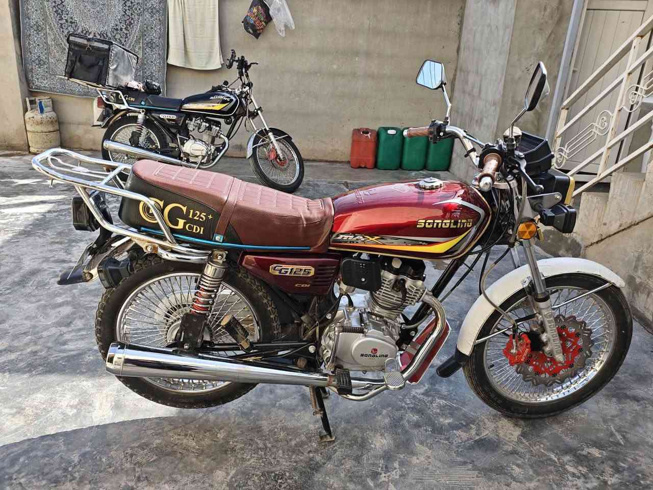 سلام علیکم دراجة ایراني مودیل 2025
محرک شرط كهربائيات كله شرط 
دراجة حيل نضيف
سعره 650 و بي مجال


**إذا كنت صاحب هذا الإعلان وتريد حذفه لأي سبب، رجاءا أرسل رسالة إلى الدعم الفني**