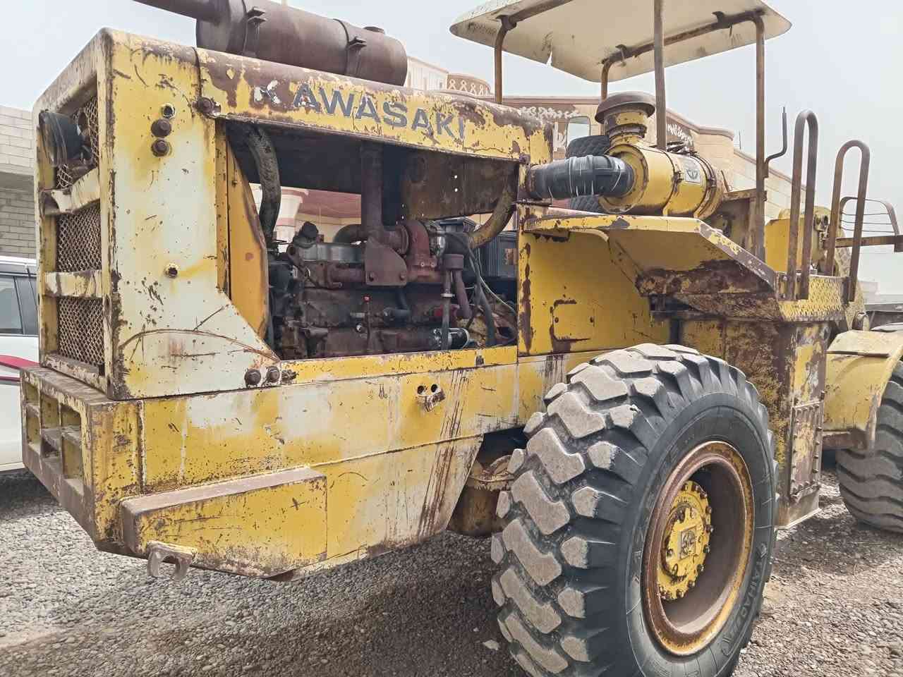 السلام عليكم شفل 70 بي موديل 85 بي كتاب مزاد كله شرط محرك كير اكسلات شركة السعر 130 قفل؛ 
الاتصال ***********
