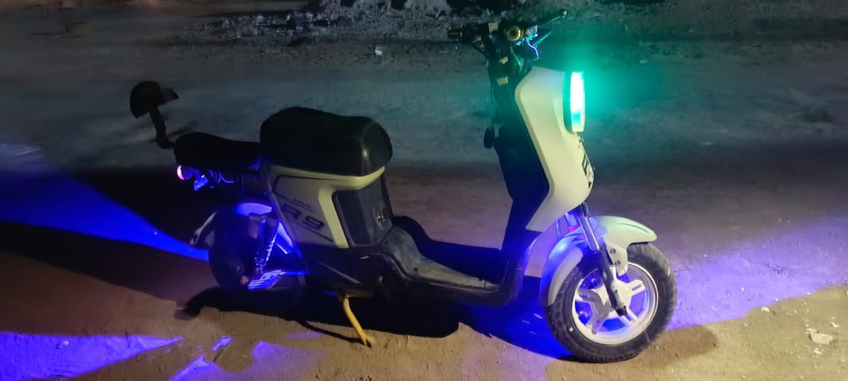 سعر 260 بطاريتها منتفخه قليل بس تمشيك مسافه حلوه مكاني بصره جزيرة


**إذا كنت صاحب هذا الإعلان وتريد حذفه لأي سبب، رجاءا أرسل رسالة إلى الدعم الفني**