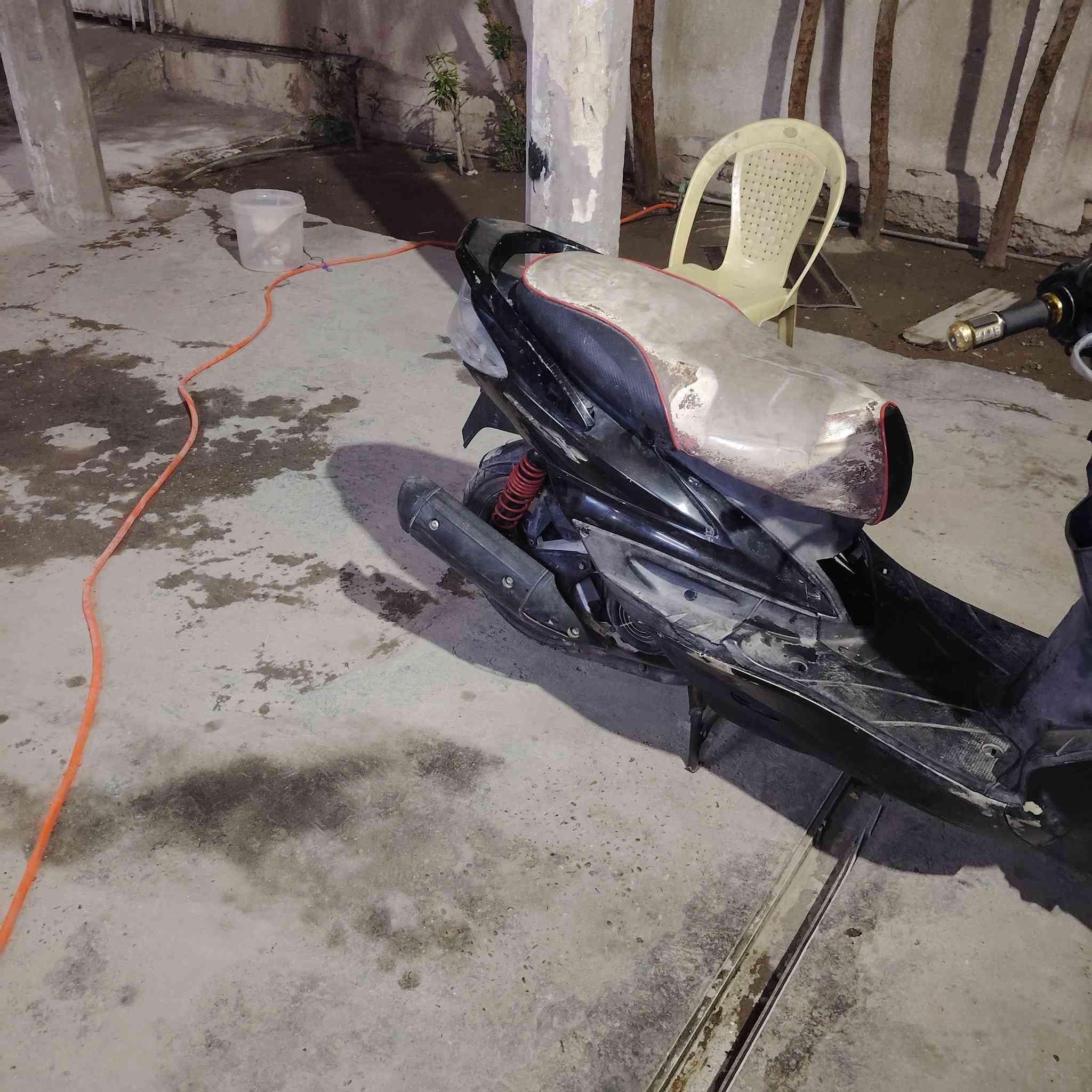 السلام عليكم للبيع أو مراوس سكنس فحل كابريتر نضيفه شلعه ومعدل فول محرك بلادي خرسه الدراجه كهربائيات كوله شغاله بيه نقص تريشه كابريتر وسخه السعر 450 وبيه مجال بسيط مكاني بل اعظميه نهايه شارع عمر أو عل سريع محمد القاسم شركه تويوتا ***********
