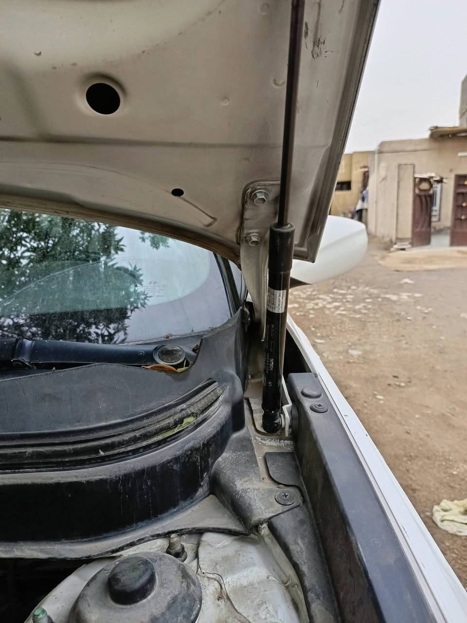 سلام عليكم سوناتا موديل 13 وارد امريكي ضرر كصه بنيد فقط بدون دواخل باقي كفاله عامه عل سونار ماشية 78 بسمي سنويه 30 العنوان بغداد الهاتف ***********
