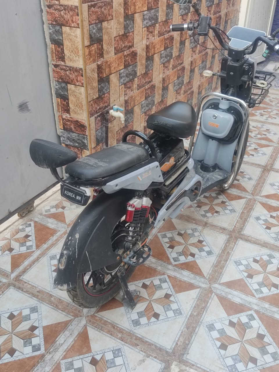 دراجة كوريا مار شحن للبيع موديل ٢٥. بطاريات ٥ مستخدمات قليل  سعرها ٢٥٠ وبيها مجال  مكاني  ديالى بعقوبة المفرك ***********
