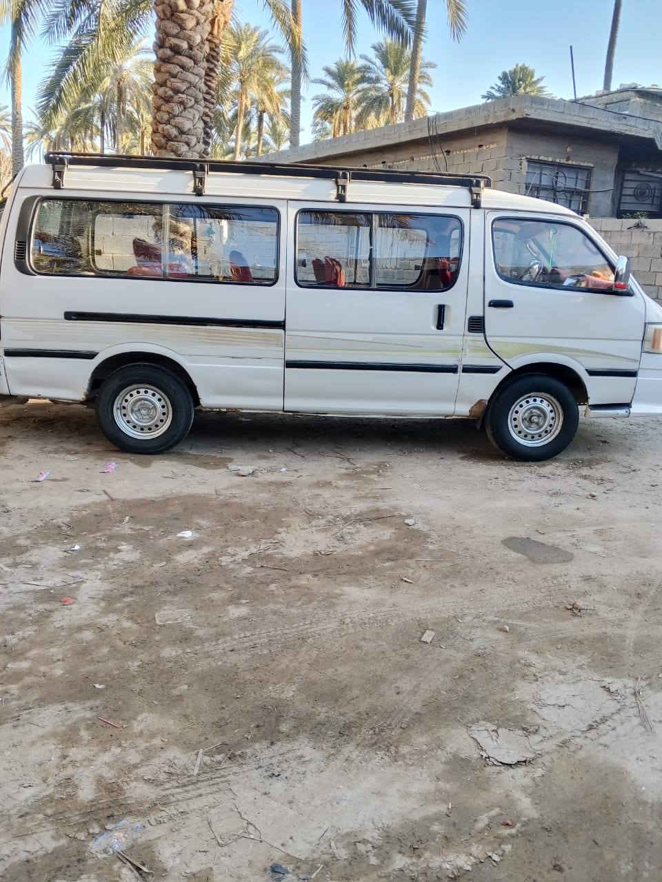 فاتون البيع مديل ٢٠١٤ مصفر هيه وضربه سنويه ٢٠٣٠ سياره مكفوله من صبغ وضربه سياره بلاديه بيه مكينه جديده التصال على رقم  ***********
