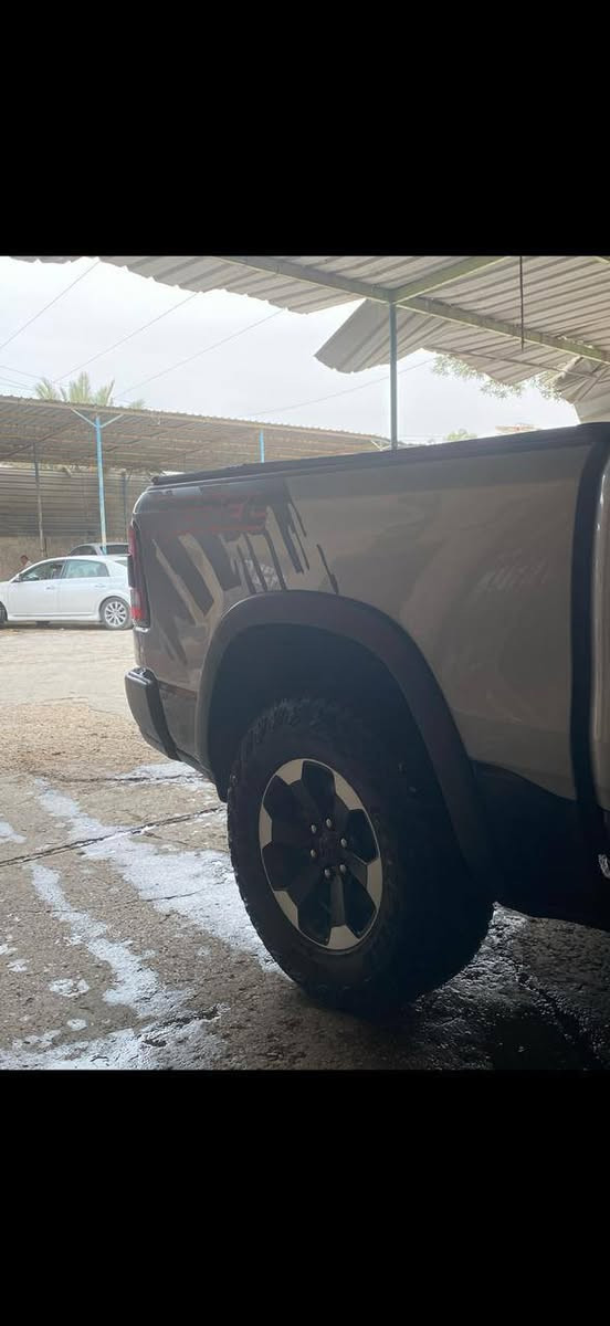 🔥🔥 للبيع | دوج رام ريبيل 2022 🔥🔥
الهيبة والقوة… للي يعرف قيمة الريبيل 💪

🚗 دوج رام ريبيل – موديل 2022
✔️ مواصفات الريبيل المعروفة
✔️ كلين 100% بحالة الوكالة
✔️ استخدام نظيف
✔️ جاهزة للفحص

🖤 سيارة عملية وقوية
مناسبة للبر، السفر، والاستخدام اليومي

💰 السعر: 40,000 دولار
📚 (أربع دفاتر)
✅ السعر بيه مجال للجاد

📍 الموقع: ذي قار – الناصرية
📞 للتواصل: ***********
📸 الصور مرفقة

#دوج_رام
#رام_ريبيل
#سيارات_ذي_قار
#سيارات_الناصرية
#بيع_سيارات_العراق
#سيارات_للبيع
#سيارات_امريكي
#بيكاب
#سوق_السيارات
#فرصة_حلوة
