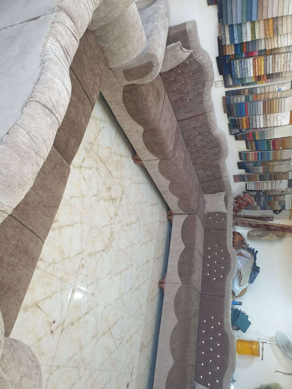 ((للهم صلي على محمد وال محمد ))
تصميم راقي يليق بمنزلك! 🏡✨

📢 تخم جديد تم تركيبه لأحد زبائننا الكرام، بتصميم يجمع بين الأناقة والفخامة!
🛋️ خامات عالية الجودة
🎨 ألوان متناسقة تناسب جميع الأذواق
🛠️ تنفيذ متقن بأدق التفاصيل

🔹 هل ترغب في تجديد أثاث منزلك؟
🔹 أو إعادة تصميم تخمك القديم ليصبح كالجديد؟

📩 تواصل معنا الآن واحصل على تصميم فريد يناسب ذوقك!
العنوان ((كربلاء ))
للاتصال 📞 ((***********))

#دوشمة_كربلاء #تصميم_أثاث #تجديد_الأثاث #فخامة_و_أناقة #تصليح_قنفات #ديكور #معمل_بروف_للاثاث 
#كربلاء #معمل_بروف_للاثاث
