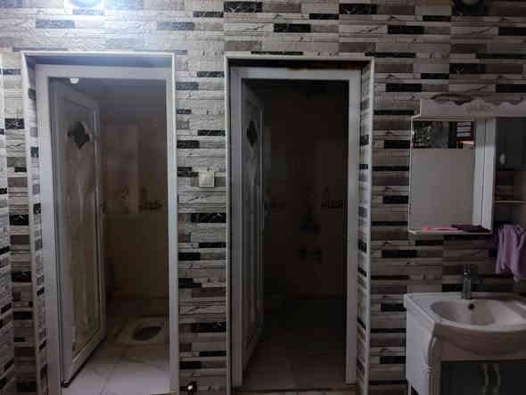 المساحة 100 متر 

غرفة نوم وصالة ومطبخ واستقبال  

                       السعر 28 

العنوان المعارة طريق العويسات شارع البزل قرب حسينية الأمام الحسن ع

للستفسار مراسلة الصفحة أو الاتصال على الرقم 

***********

 مكتب أبو احمد السلطاني للعقار
