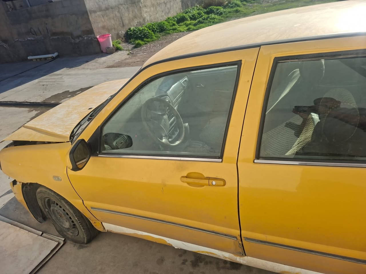 سلام عليكم 
سيارة للبيع رقم صدامي ما مسدده هيئه وعليها 
وبسعر حلوو
بيها حادث مبين بالصوره 
الاتصال ***********
