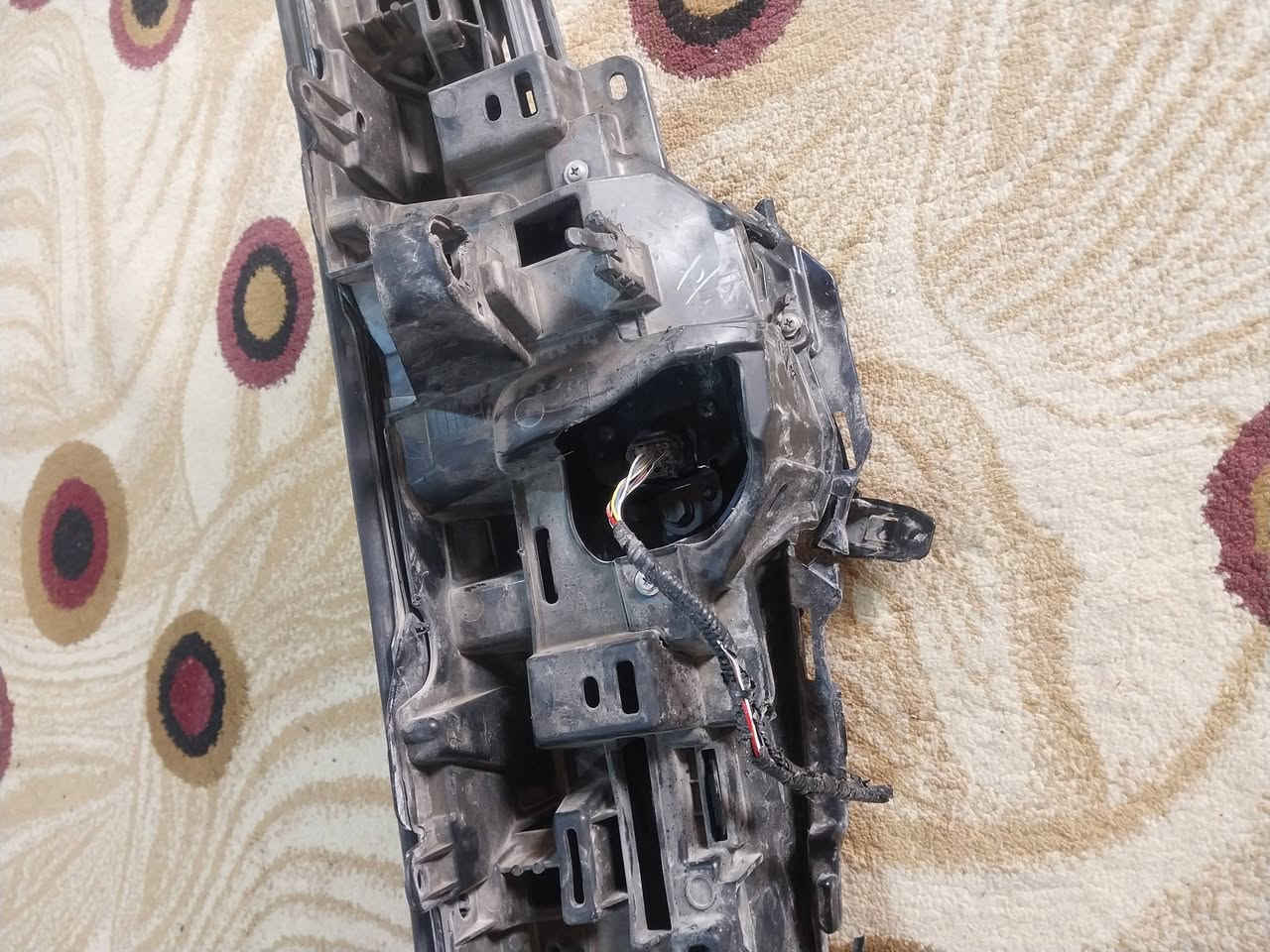 سلام عليكم اخوان لادار كورلا 2024 للبيع المكان الانبار قضاء هيت 
***********
