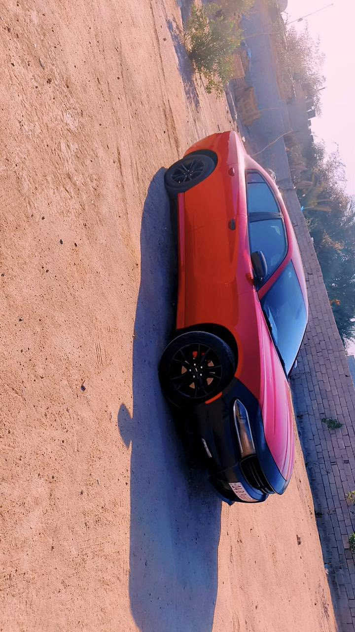 سلام عليكم جارجر 2016معلايه2020 حاجز بيه معامله ارجاع الى موديله الاصل  سياره مرشوشه صبغ اثر دحكات 
مكفوله من الضربه القويه شواصي وتكم مكفوله فقط بيع سعر 140بيه مجال مكان بصره شعيبه 
رقم ***********واتساب

***********
