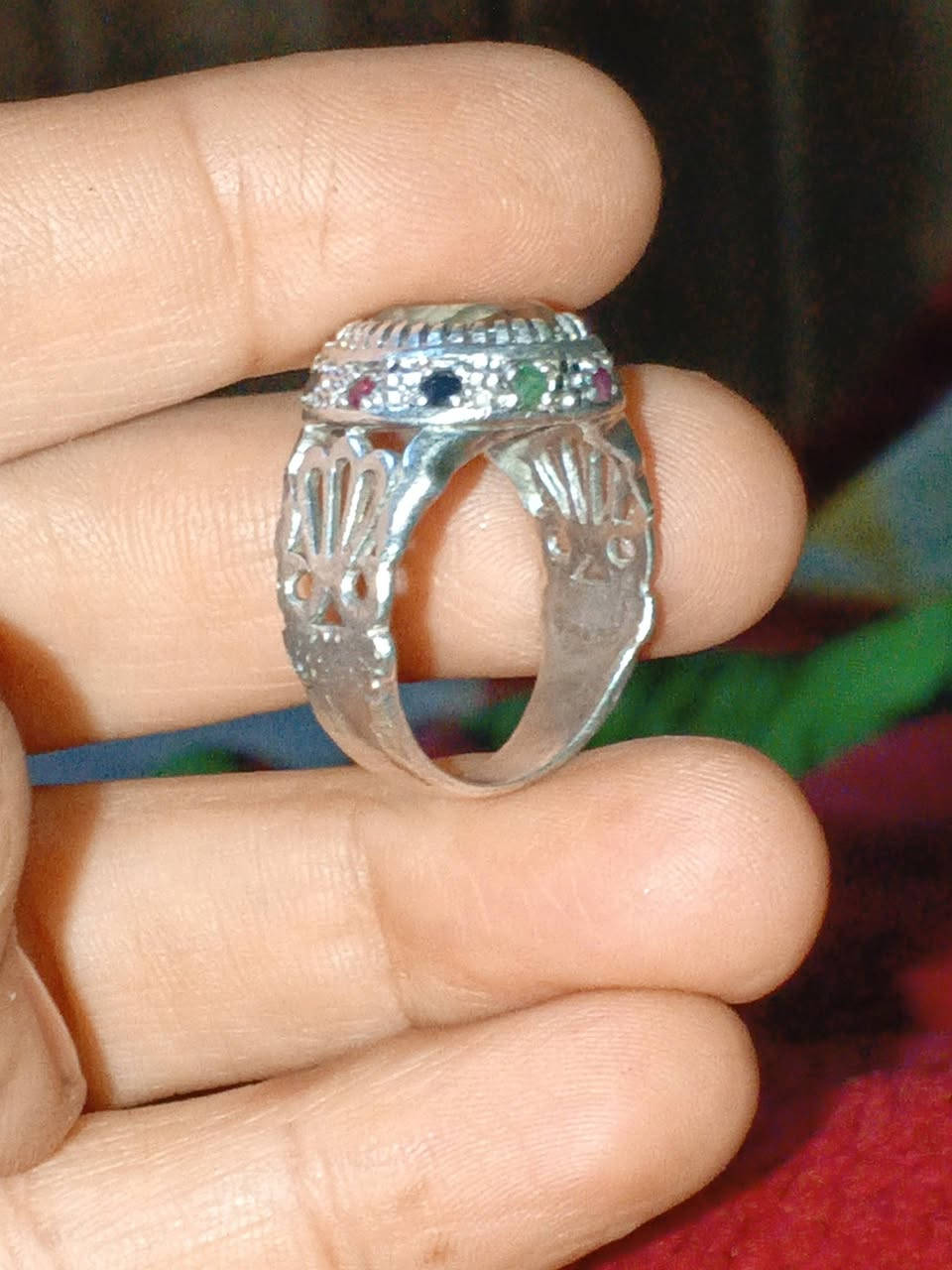 السلام عليكم 
خاتم حجر الاكومارين صياغة تطعيم
السعر40
مكاني بغداد شارع حيفا 
يوجد توصيل


**إذا كنت صاحب هذا الإعلان وتريد حذفه لأي سبب، رجاءا أرسل رسالة إلى الدعم الفني**