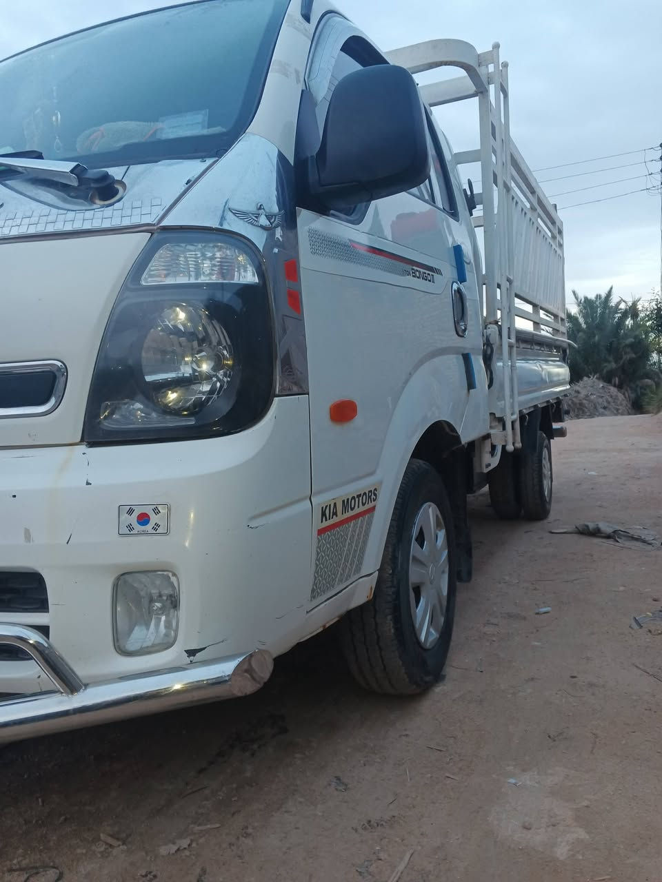 سلام عليكم كيا بنكو موديل 2016 جاهزه مجهزه السياره با أسمي مداور ثاني يوم للبيع التفاصيل عله هاذه الرقم ***********
