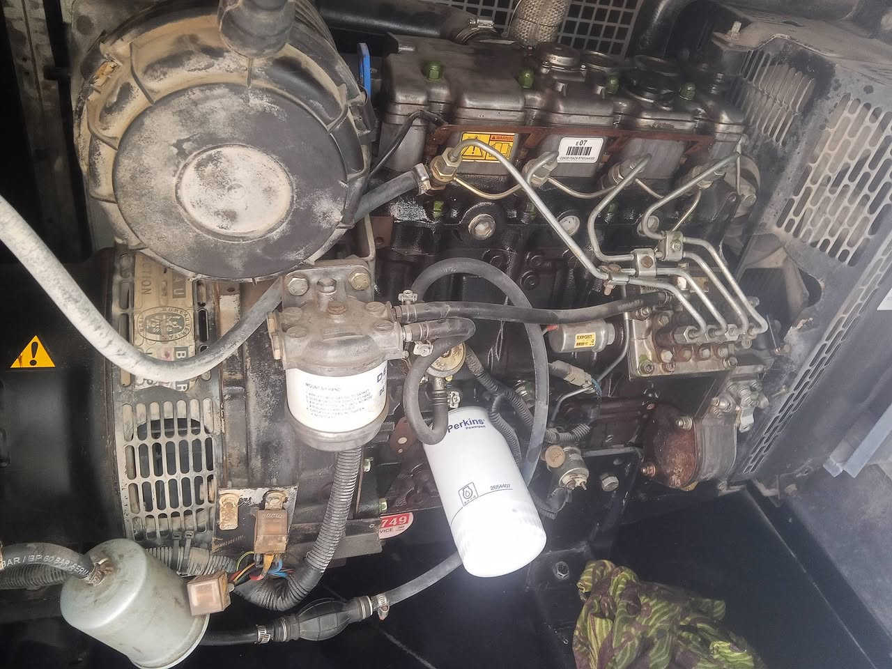 مولد بيركنز بزون 22 كيفي كاتم 100 ب 100
4 سلندر 
حماية متكاملة اطفاء وتشغيل ذاتي 
مكفول كفاله عامه ع الحمل 
مكاني بابل للاستفسار 
***********
***********
