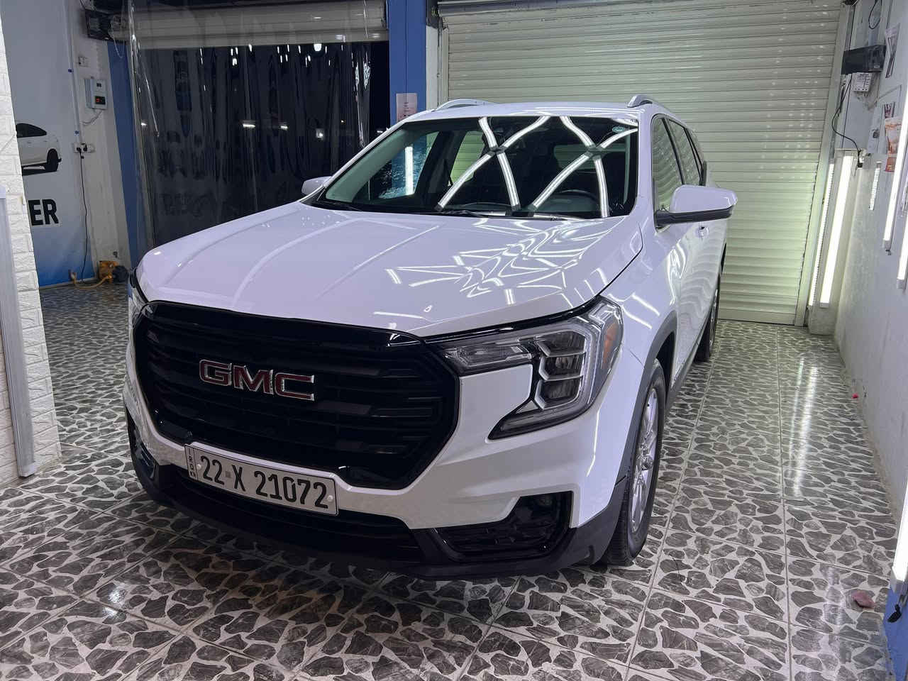 سلام عليكم للبيع جمسي تيران 2022 
موصفات سياره فول ماعده سلايت 
ضررها تبديل جاملغ وشبر من الباب صبغ 
مكان سياره كركوك 
ولاستفتسار ***********
