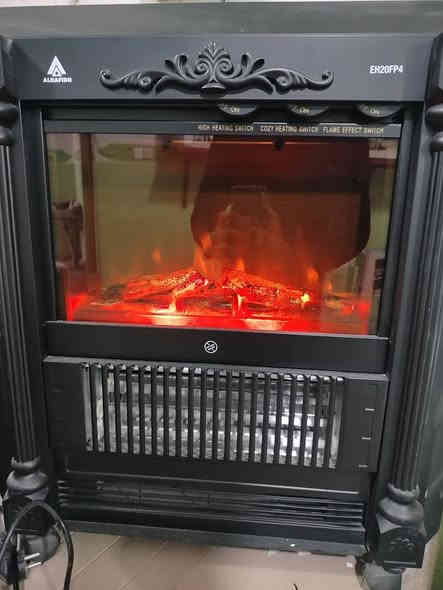 من رخصة الادمن
معرض محمد الصالح 
الموقع.الموصل.جانب الأيسر.حي السلام.قرب اسواق السلام
نضام التقسيط المريح.
بدون مقدمة
لازم بخفيل.
للتواصل .
***********
***********
