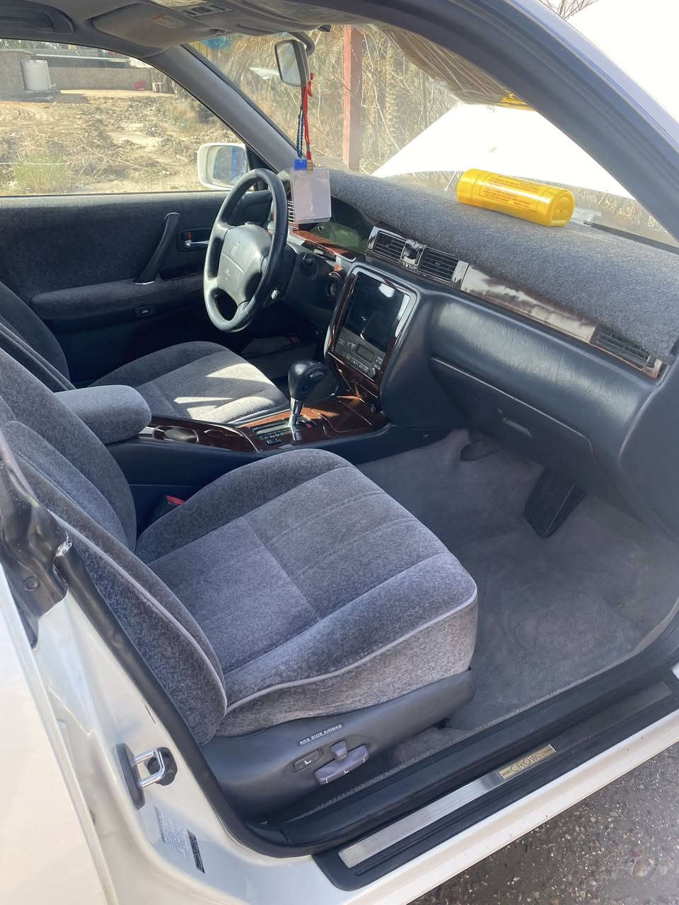 سلام عليكم ورحمه الله
راس اثور فلات رقم كركوك قرار 48 مامدفوع كمرك 
مؤديل 2000 أصل سنويه عضم عاج. مكينه كير جديد تبريد حداديه 
تخم تاير جديد بجم ابو عيون
اسياره مكينه vtt 2500 فيشه وحده
شاصي ٥١ اسعر ٦٨ وبيه مجال بسيط 
مكان اسياره النجف لاشرف مناذره 
متواجد عل فيس


**إذا كنت صاحب هذا الإعلان وتريد حذفه لأي سبب، رجاءا أرسل رسالة إلى الدعم الفني**