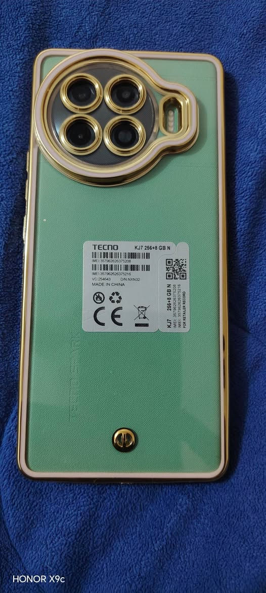 175الف موبايل لامفتوح ولارايح مصلح.. ***********
