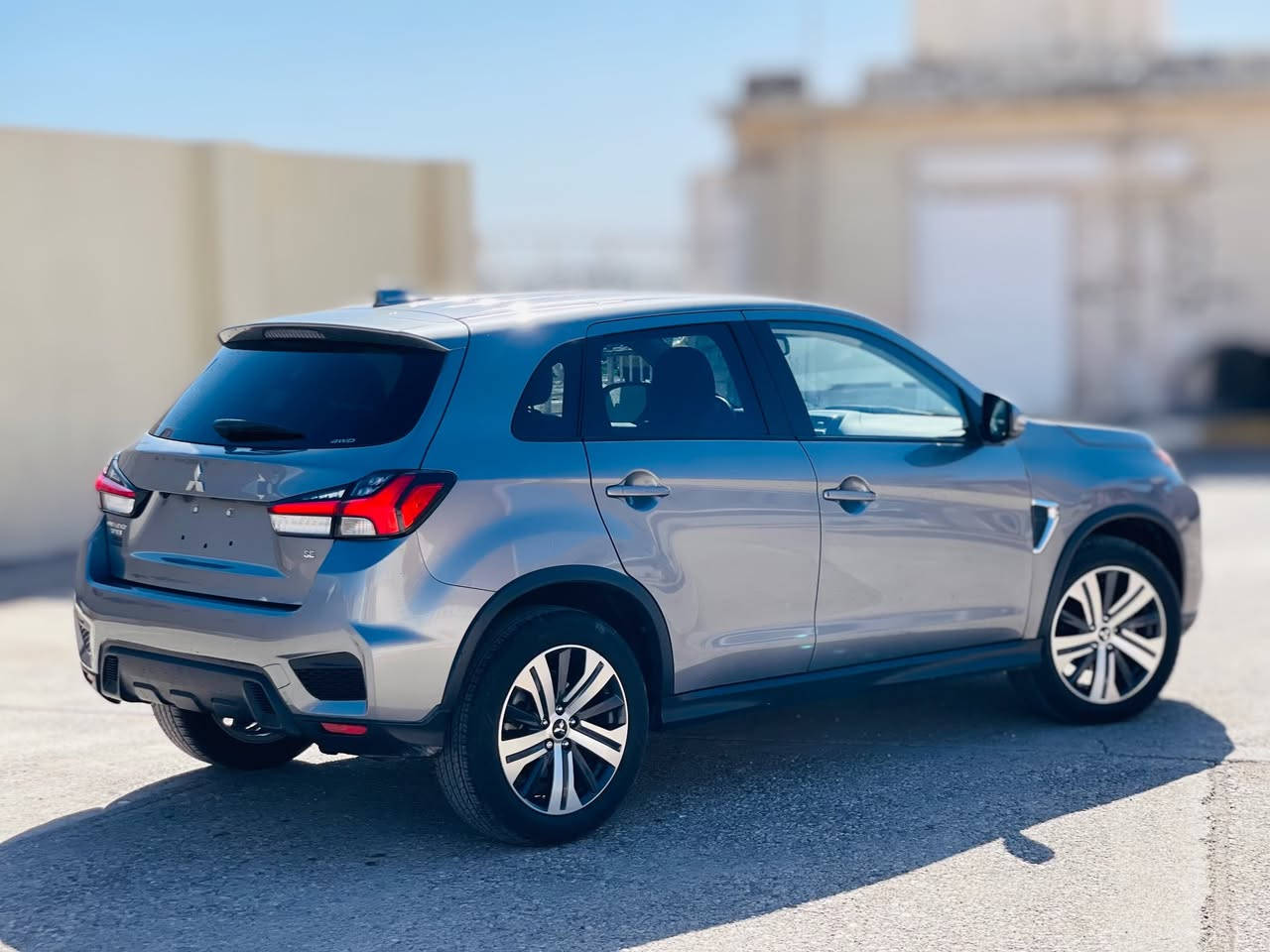 سلام عليكم
سلاو. ميسوبيشي اوتلاندر سپورت موديل 2024
  مواصفات فول فول
 بونيد جملغ صبغ و ثلاثة قطع كلير امريكي بدون دواخل✅
ايرباك بس سكان
  سعر 123$مجال 💸
                                  واتصاب. ***********📞
