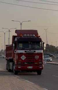 البيع سكانيه بطه13كهرباي  مكينه سوده كير 900  جوبلس بطه امامي وخلفي 07...