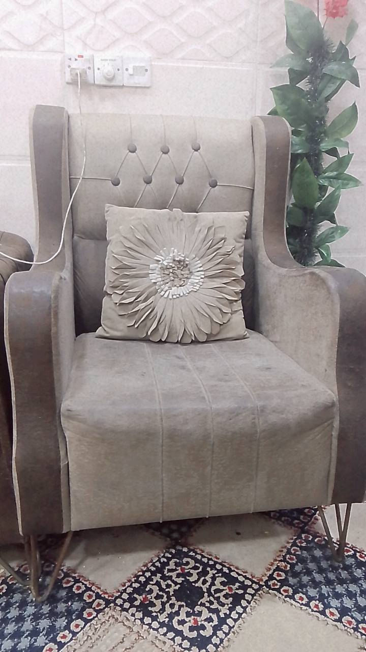 تخم 7 مقاعد . السعر 350 مكان بغداد الشعب


**إذا كنت صاحب هذا الإعلان وتريد حذفه لأي سبب، رجاءا أرسل رسالة إلى الدعم الفني**