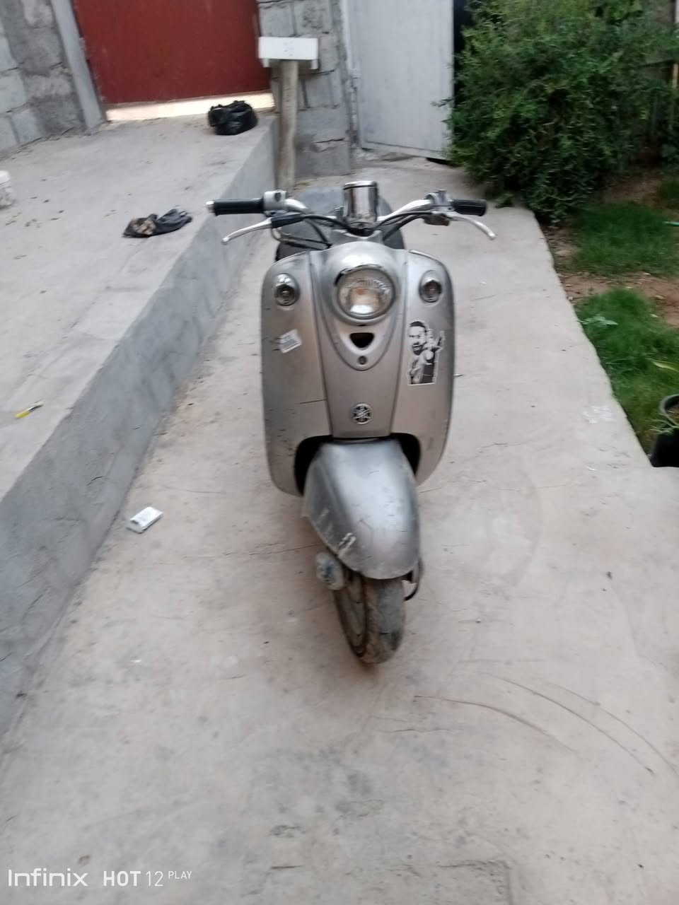 من رخصه مدير الكروب دراجه نضيفه وشغاله للبيع ***********

