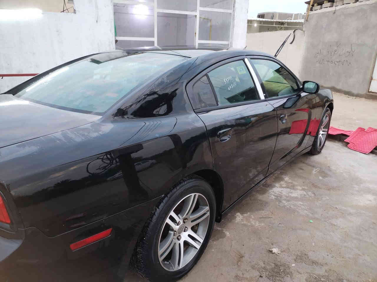 اسلام عليكم جارجر 14 بسمي رقم وهزه صاره 5 اشهر رقم بغداد ضربته جاملغ وبنيد السياره مال بيت مامشتغله خط الله شاهد هذه رقمي *********** السعر 163 وبيه مجال قليل
