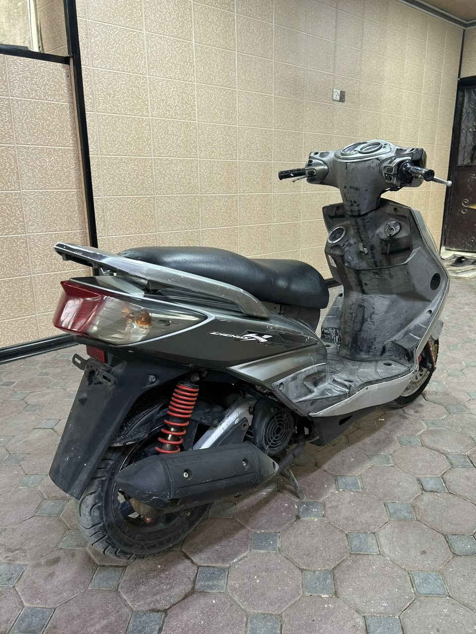 سكنس فحل نوزل كفاله عامه برغي نقص مابيها تاخذها من باب البيت صار ٤ اشهر نازله رمبه مكاني بغداد البنوك *********** السعر 600 رمبه الدراجة
