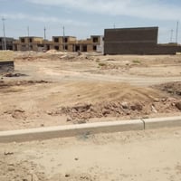 منطقة ٢٢ • ٤٠٠م ركن • ثلاث قطع