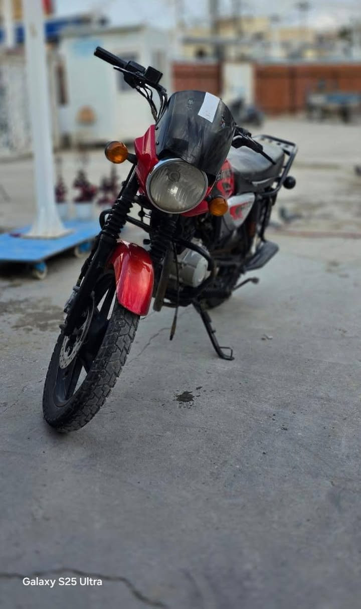 سلام عليكم دراجه بوكسر 19  بسمي رقم دراجه ما متعوبه كهربايات كلهه شغاله مداور ثاني يوم مكاني كربلاء السعر مليون و350 وبيه مجال *********** مامتواجدعلئ الفيس الرقم بي وات ساب
