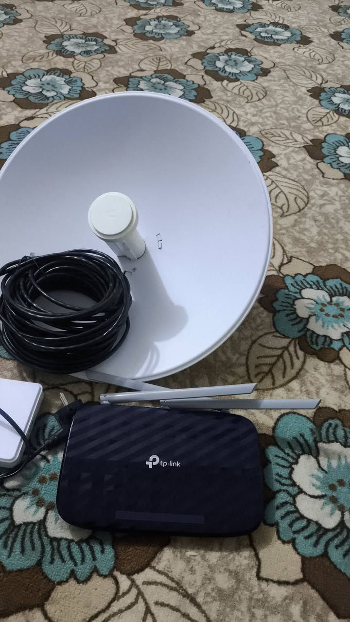 منضومه كامله استعمال شهرين نضافه 100/100للبيع وياه يوبي اس واير وراوتر بور بيم اصلي اليشتري يتصل ***********
