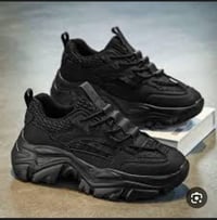 حذاء رياضي • رجالي • توصيل