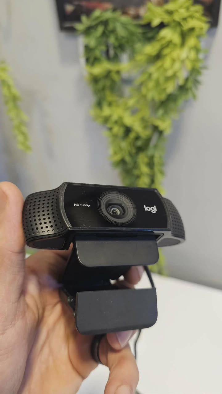 للبيع For sale توصيل مجاني 🤍
مايكروفون بلو يتي خارجي احترافي
Blue Yeti USB Microphone
سعر 75 الف توصيل عليه 

كامره لوجتك 60hz
Logitech C920s HD Pro
سعر 50 الف توصيل عليه 🚑


**إذا كنت صاحب هذا الإعلان وتريد حذفه لأي سبب، رجاءا أرسل رسالة إلى الدعم الفني**