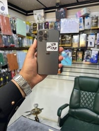 للبيع فقط 13 برو ماكس  جهاز نظيف وشرط ما مفتوح وحاسبة نورمال بدون غراض...