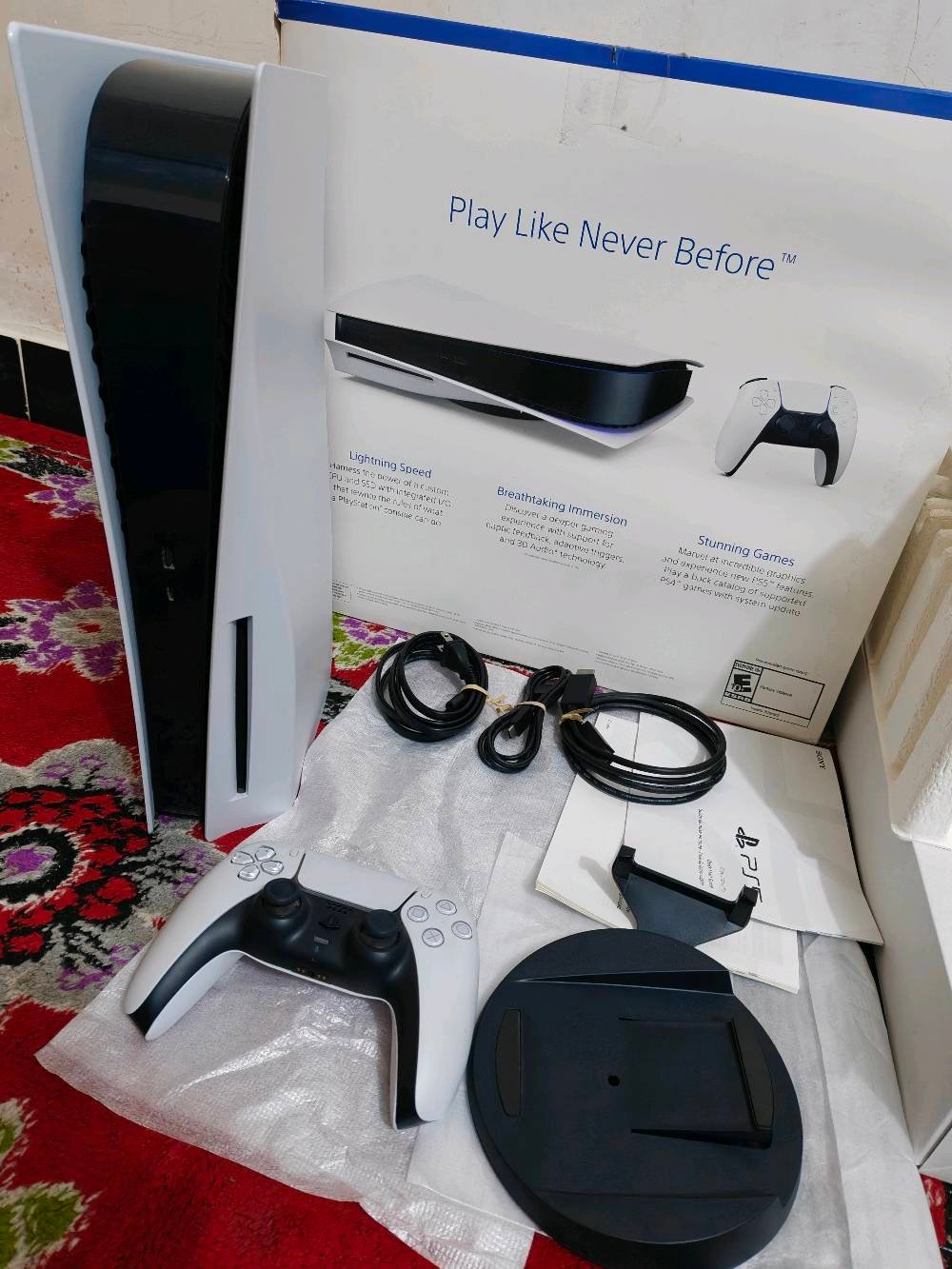 بلي 5 فات امريكي قابل للتهكير نظام 9 غير محدث جهاز حاله حال جديد نظافة 100 مع كافة ملحقاته الاصلية والكارتون للبيع السعر 675 مجال بسيط عنواني بغداد اي استفسار عالرقم ***********