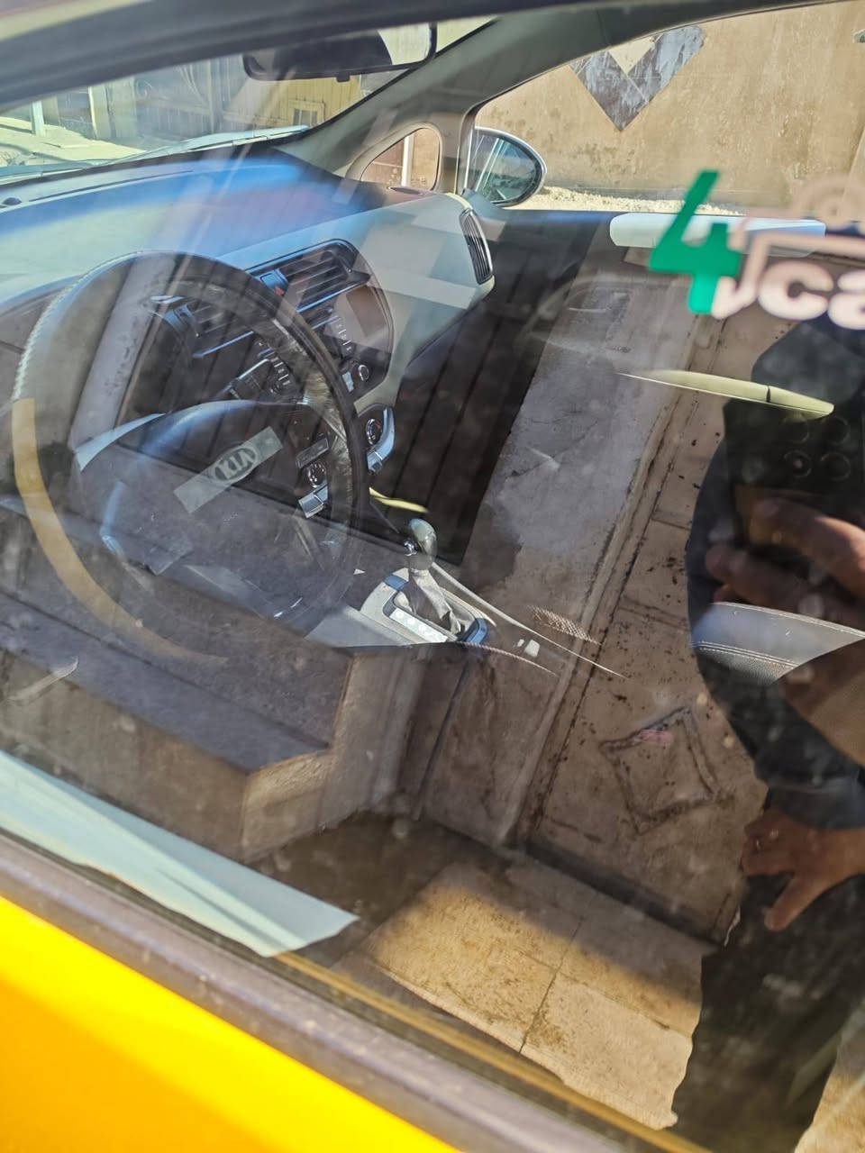 للبيع كيا ريو موديل 2012
رقم بغداد (دولي)
أسبوع وأشدلها الرقم  لما يوصل مع المعتمد
كير ومحرك شرط أفانتي
كوبون بنزين بيها
شرط التحويل بدون وكالة
ضرر شبر بالدوسة فقط
السيارة نظيفة وجاهزة، وشرط الفحص
#السعر 95 ورقة وبيها مجال 
التواصل معي 
***********‪ 
***********‪ 
ا
