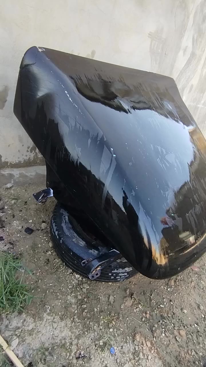 للبيع كاسحه عاليه سعرها 7اوراق بيها مجال مكان نجف مشخاب رقم موبايل ***********
