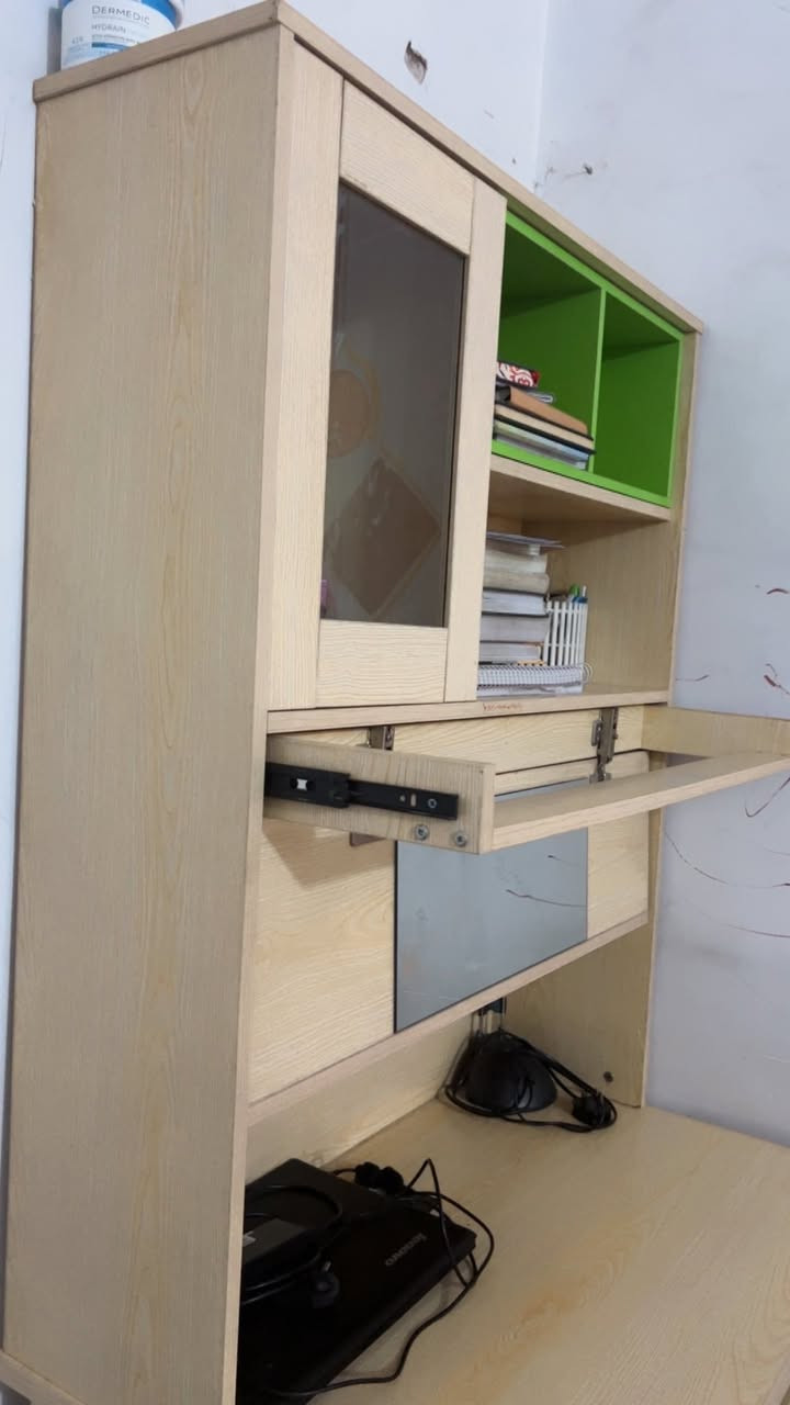 هي مكتبة وهي ميز مراية بغداد


**إذا كنت صاحب هذا الإعلان وتريد حذفه لأي سبب، رجاءا أرسل رسالة إلى الدعم الفني**