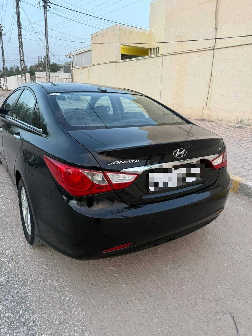 سوناتا 2014 بانزين بانزين  محرك 2400 دوش
أدوات مكصوصه متومه وجاهزه كشنات
جلد شاشة حساسات خلفيه بصمه سياره
كلش حلوه وجديده مري شفط اشاره
السعر 44 بيه مجال قليل كلش
للاستفسار ***********
