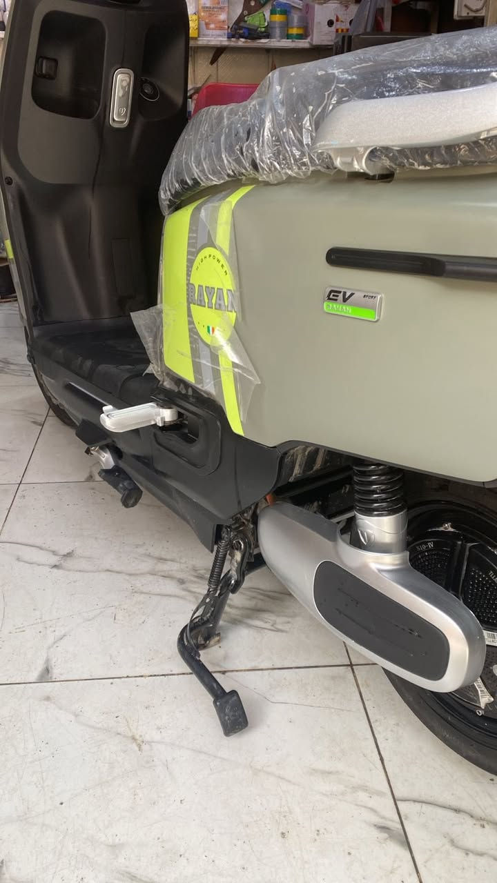 سلام علايكم دراجه شحن جديده شركه الريان ما بيه اي ضرر  ولا مستبدل بيه  شي سبب البيع لحجمه الصغير مكاني بلديات سعر خاص ***********
